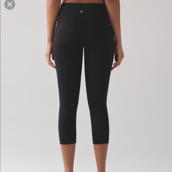 lululemon athletica Pants - Lululemon Hi Rise Wunder Under Crop